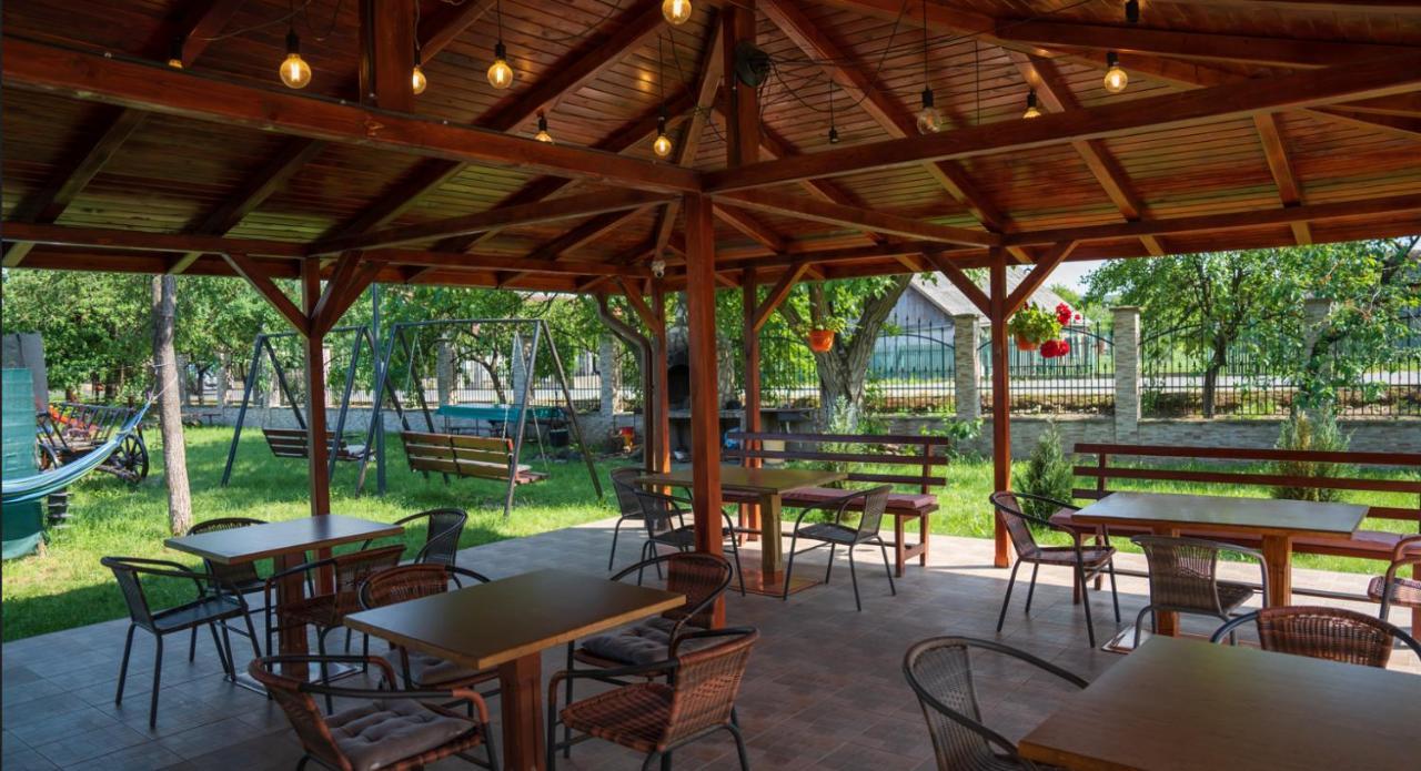 Denisa & Rares Hotel Tasnad Ngoại thất bức ảnh